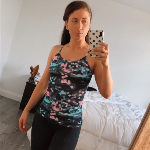 Ivivva Y tank w Built in bra - Picture 2 of 8